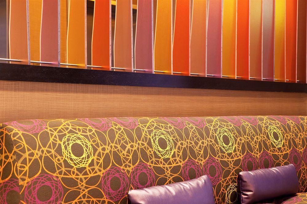 Hotel By Marriott Downtown At Armory Square 3*