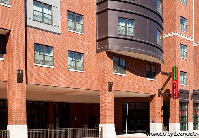 Hotel By Marriott Downtown At Armory Square 3*