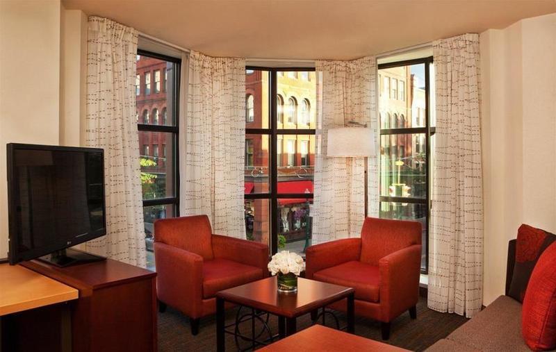 By Marriott Downtown At Armory Square 3* Syracuse